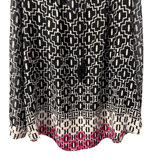 Cato Womens Geometric Print Long Sleeve Blouse Sz 26/28W Polyester Black/White/P - Picture 6 of 12